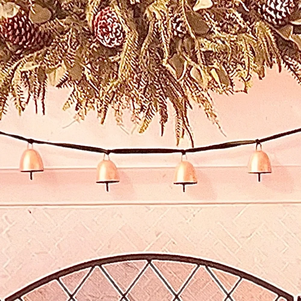 🆕- Martha Stewart- Rustic Antique Style Gold Christmas Bell 6ft Garland.